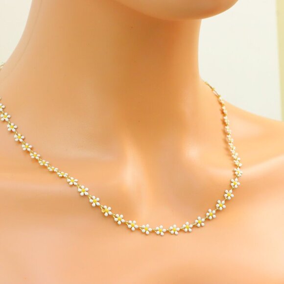 "New Beautiful Design Necklace Chain for Women/Girls, Gift, N702 - Picture 4 of 10
